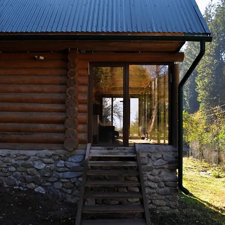Chalet секвойя Verkhnyaya Bystra